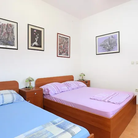Appartamento By The Sea Slatine, Ciovo - 13298 *