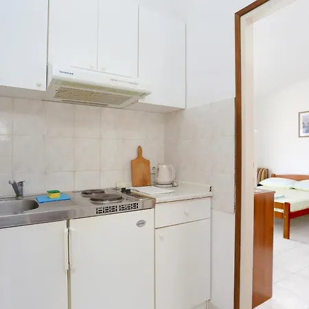 Appartamento By The Sea Slatine, Ciovo - 13298 *