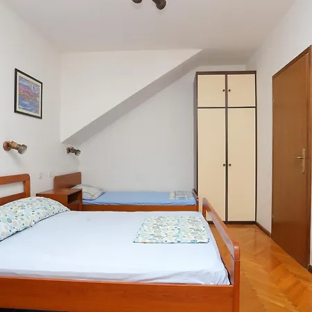 Appartamento By The Sea Slatine, Ciovo - 13298